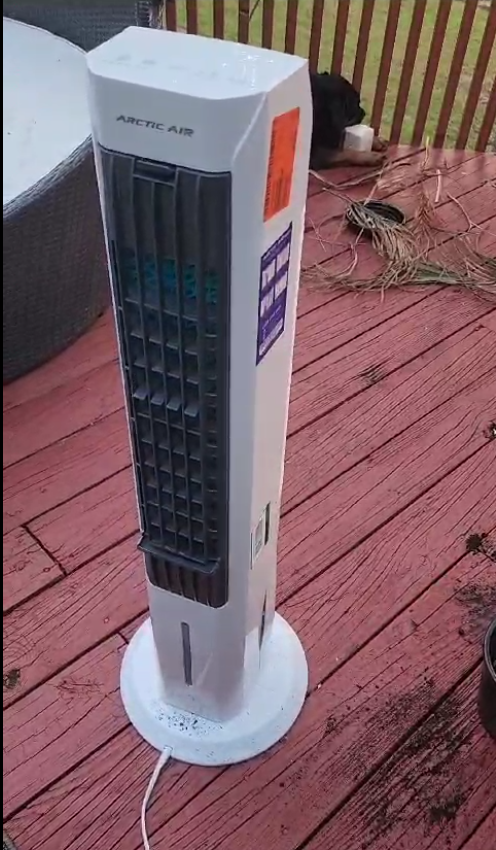 Arctic Air Tower Evaporative Air Cooler (4-Speed Oscillating)