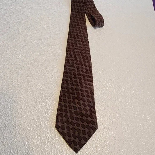 x- Neck tie